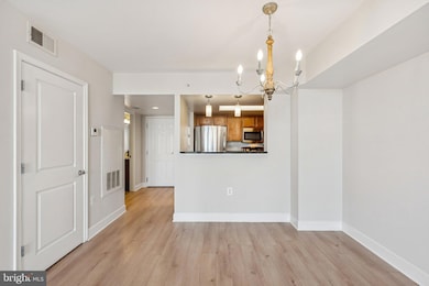 Carlton House @ Reston Town Center unit 1125, Reston, VA 20190 - photo 5