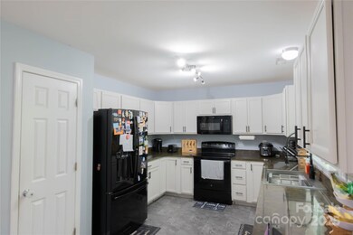 1518 Glenbar Ct, Clover, SC 29710 - photo 6