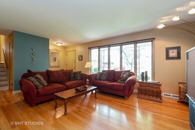 2317 Clyde Terrace, Homewood, IL 60430 - photo 3