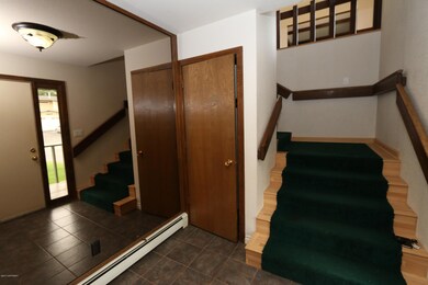 4365 Rendezvous Cir, Anchorage, AK 99504 - photo 2