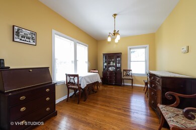 304 N Myrtle Ave, Elmhurst, IL 60126 - photo 5