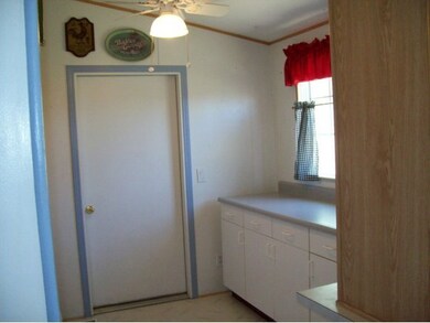 520 E Verde Ranch Rd, Paulden, AZ 86334 - photo 6