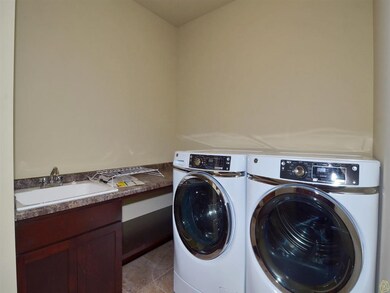 605 Prairie Grass Rd, Oregon, WI 53575 - photo 6