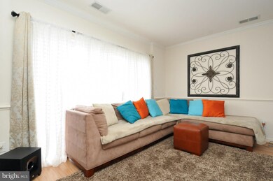 13384 Spofford Rd unit 301, Herndon, VA 20171 - photo 5