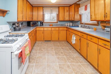 1081 Gibbs Road-106