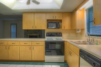 8960 SW 209th Cir, Dunnellon, FL 34431 - photo 6