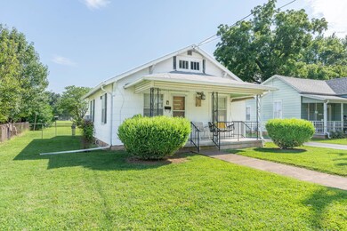 2-web-or-mls-1820 Chestnut-2