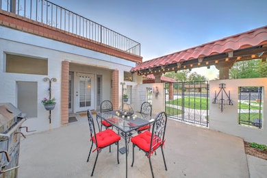 1125 E Dolphin Circle-5-2