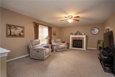 3822 Clay Dr, Macungie, PA 18062 - photo 5