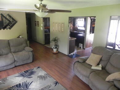 LIVING ROOM 3