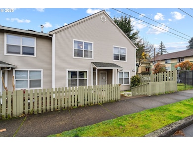 14134 E Burnside St unit 2, Portland, OR 97233 - photo 4