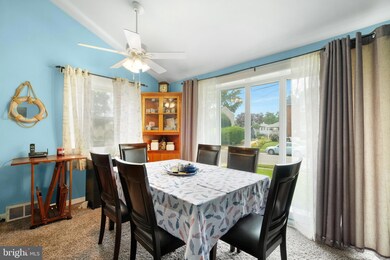 500 Edgewood Ave, Folsom, PA 19033 - photo 6