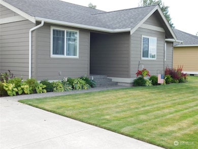 1457 Boon St, Sumas, WA 98295 - photo 2