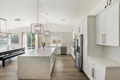 10-Kitchen