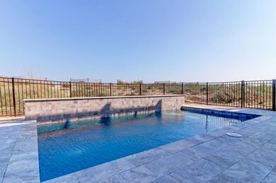 2703 Point St (112)