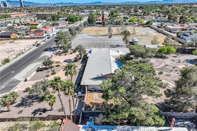 2625 Westwind Rd, Las Vegas, NV 89146 - photo 4