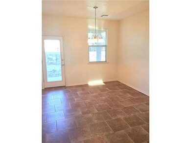 11425 Flor Prunus Ln, Socorro, TX 79927 - photo 5