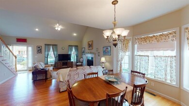 5 Blanchard Ln, MerriMacK, NH 03054 - photo 5