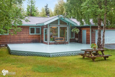 Front Deck_DMD_7588-SMALL