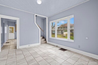 13-web-or-mls-A7408672