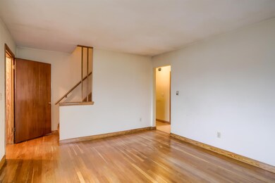 34 Elizabeth Ave, Manchester, NH 03103 - photo 7