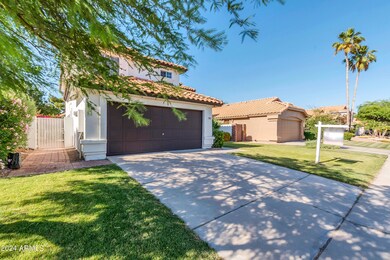 1566 W Maplewood St-3