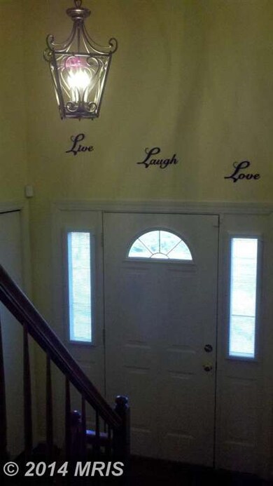 11100 Surry Woods Ct, Fredericksburg, VA 22407 - photo 3