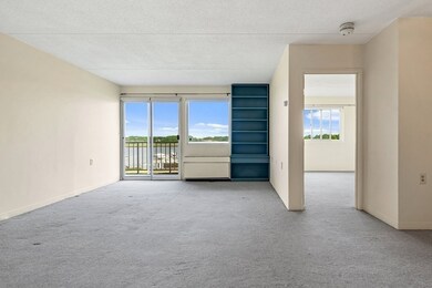 Captain Cove's Condominiums unit 408, Quincy, MA 02169 - photo 4