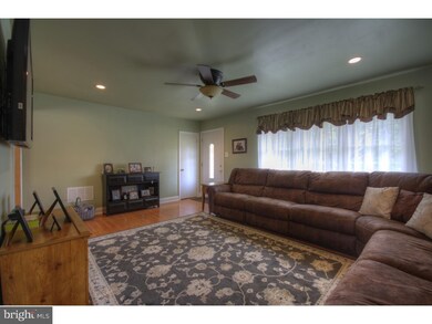 3 Reeves Rd, West Deptford, NJ 08096 - photo 5
