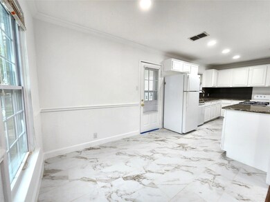 1124 Ann St, Bedford, TX 76022 - photo 3