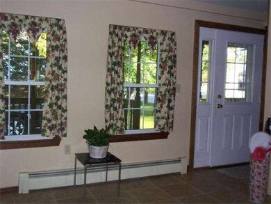 19 Cedar St, Milford, MA 01757 - photo 7