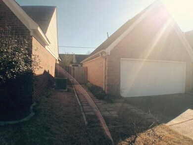 7099 Country Walk Dr, Cordova, TN 38018 - photo 3