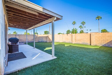 2164 W Olla Avenue