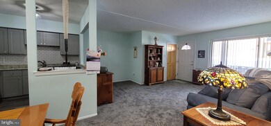 Altemus Farms unit GG5, Brookhaven, PA 19015 - photo 7