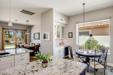 790 w hackberry-16