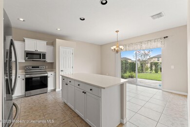 8-web-or-mls-14316hollyhammock-8