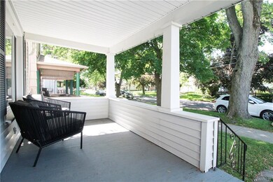 233 Wheatfield St, North Tonawanda, NY 14120 - photo 3