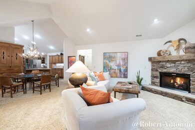 Great Room with Fireplace