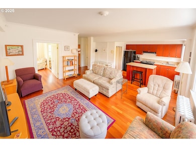 Roosevelt Plaza Apartments unit 707, Portland, OR 97205 - photo 6