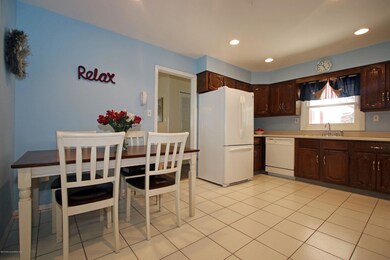 Eat In Kitchen