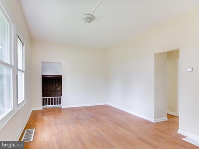 918 Larchmont Ave, Capitol Heights, MD 20743 - photo 6