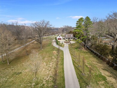 3645 Baumgartner Rd, Saint Louis, MO 63129 - photo 5