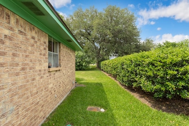 2313 Bernie Ave unit 21, Rosenberg, TX 77471 - photo 4