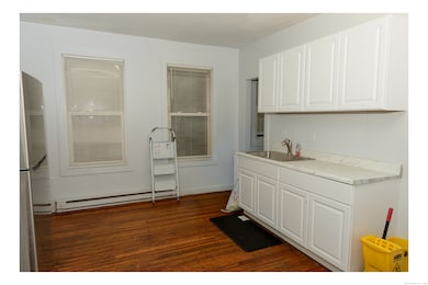 59 Ward St unit 3, Waterbury, CT 06704 - photo 2