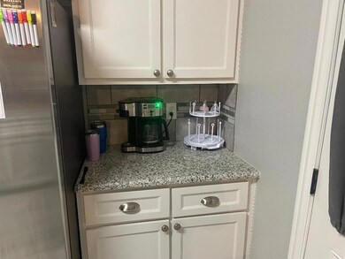 230 W Munson St, Denison, TX 75020 - photo 2