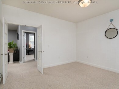 114 Angela Dr, Scott Depot, WV 25560 - photo 4