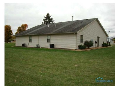 727 E Jackson St, West Unity, OH 43570 - photo 3