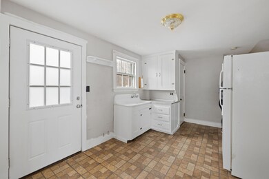 kitchen from mudroom