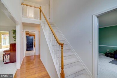 13577 Smallwood Ln, Chantilly, VA 20151 - photo 4