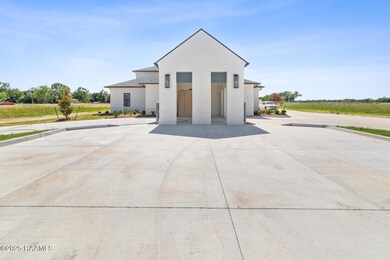 1102 Apollo Rd unit 200, Scott, LA 70583 - photo 2
